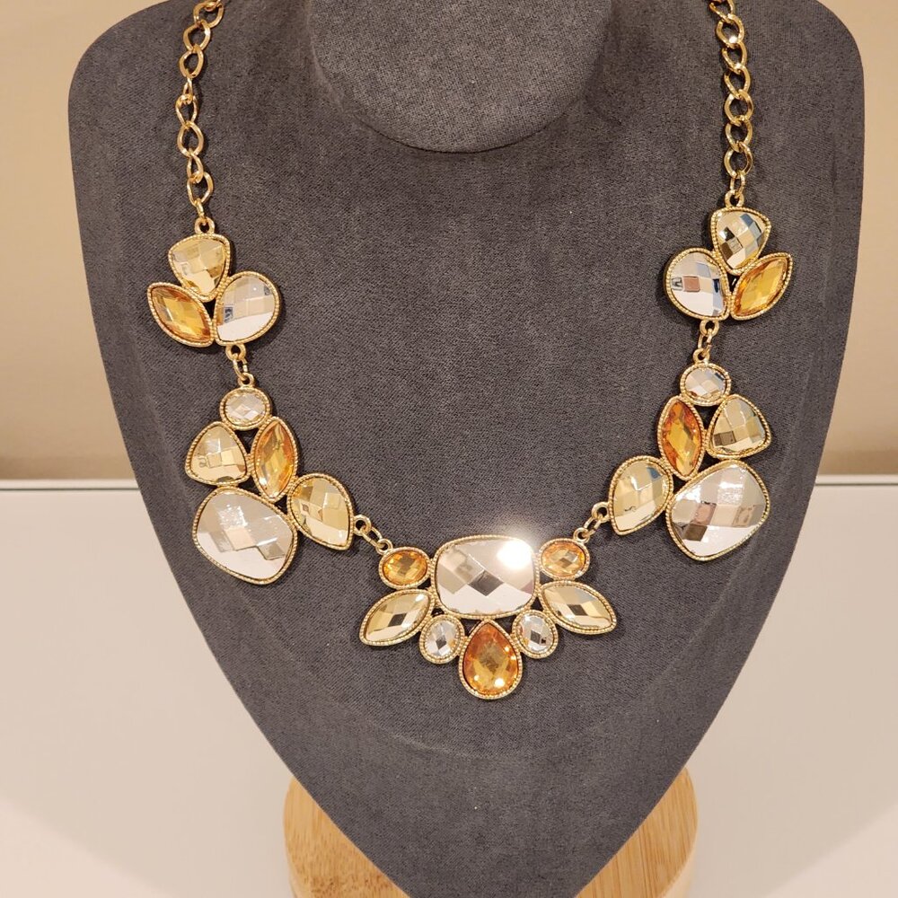 Excellent!! Gold-Toned Disco-Mirrored Necklace